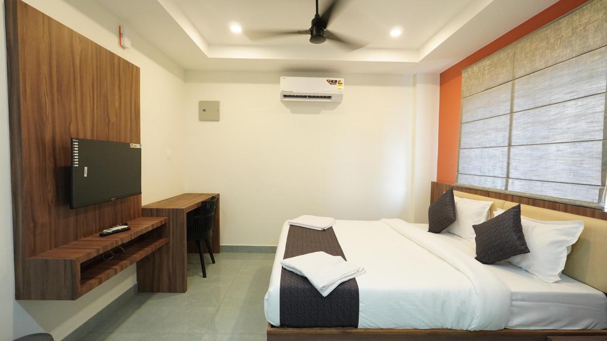 Hotel Hive Inn - โคชิโคด ภายนอก รูปภาพ