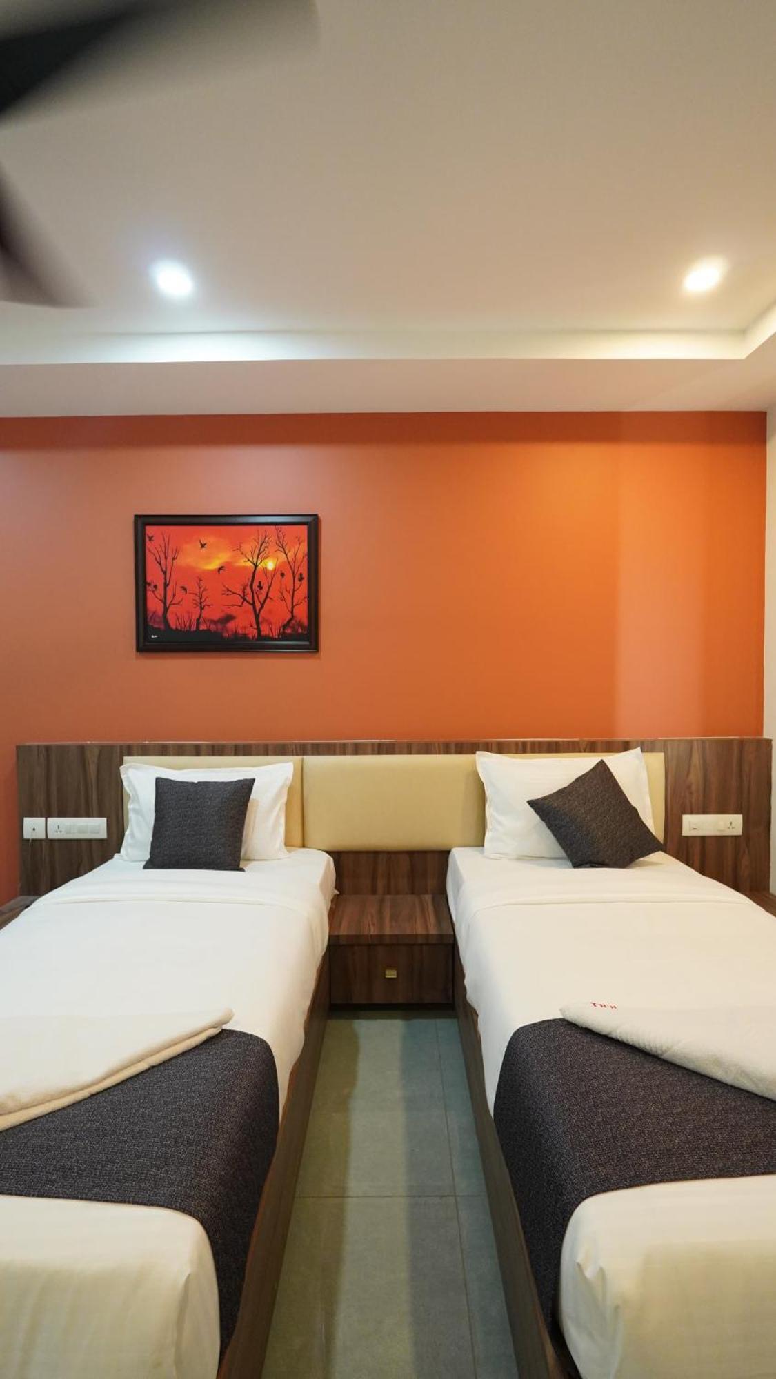 Hotel Hive Inn - โคชิโคด ภายนอก รูปภาพ