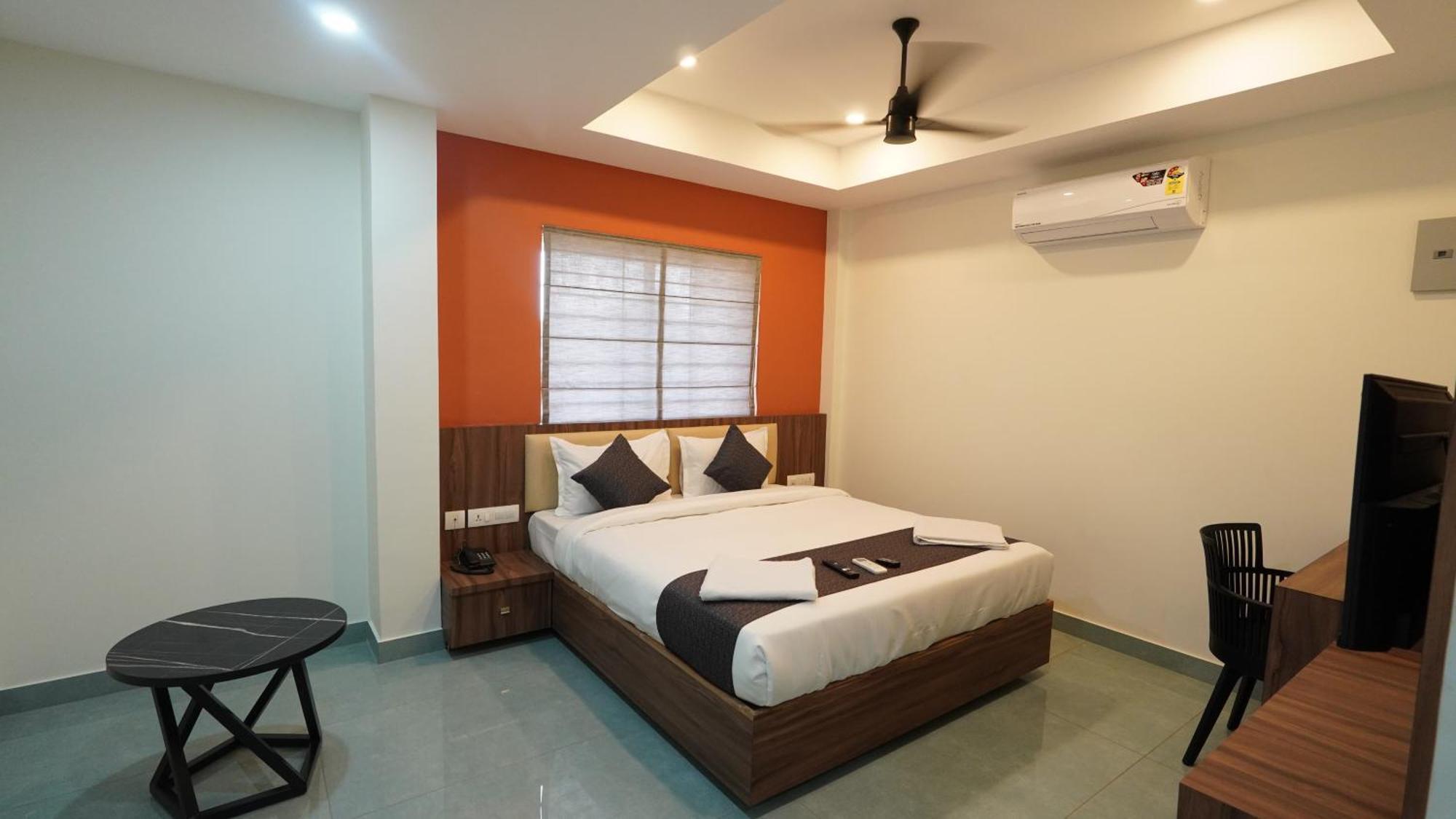 Hotel Hive Inn - โคชิโคด ภายนอก รูปภาพ